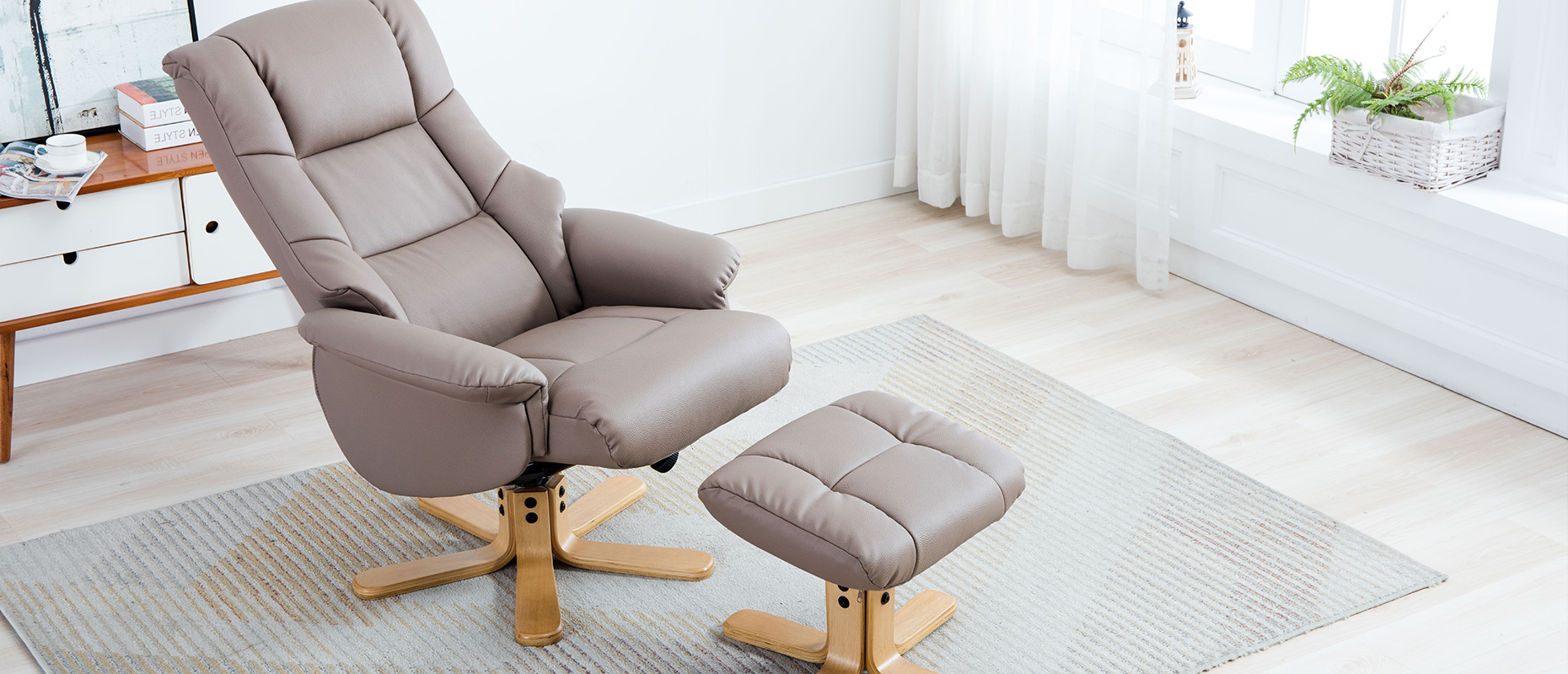 Recliners at Forrest Furnishing
